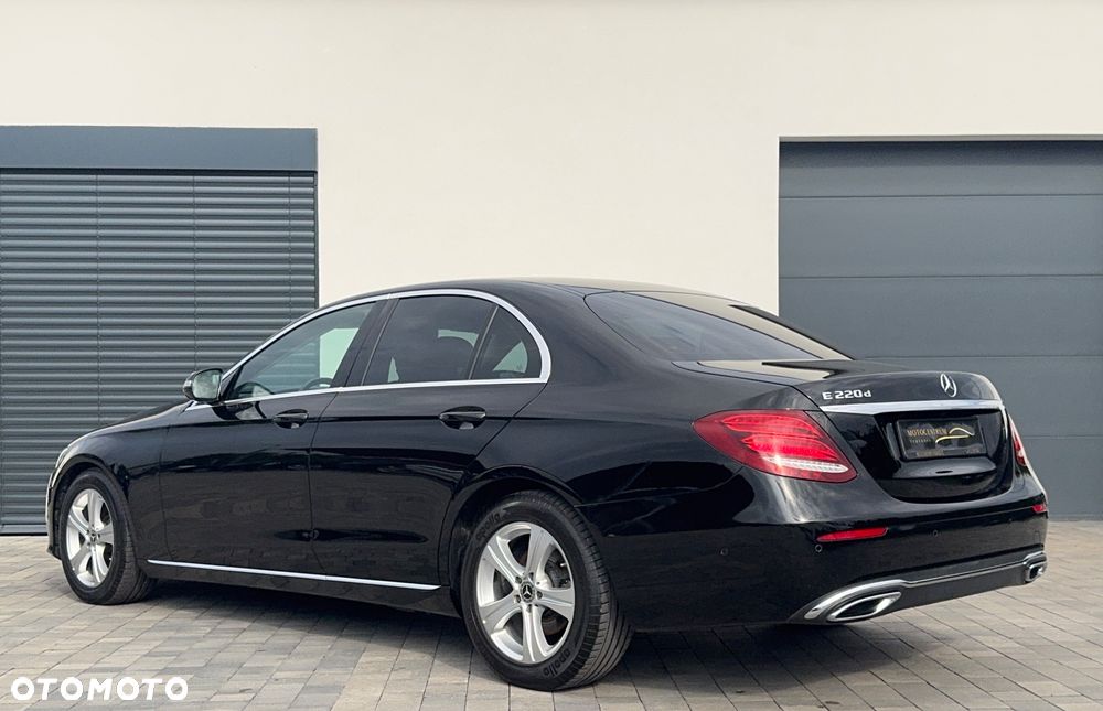 Mercedes-Benz Klasa E 220 d Business Edition 9G-TRONIC - 5