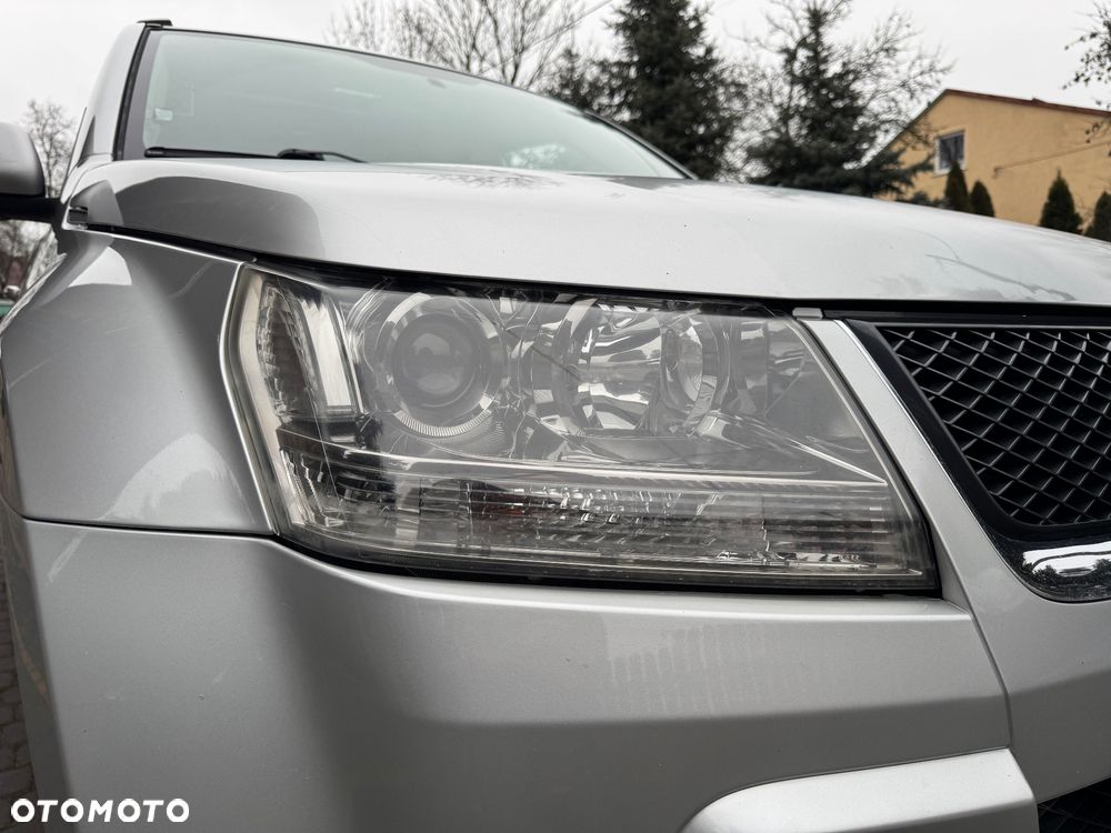 Suzuki Grand Vitara 2.0 Automatik Comfort Limited - 10