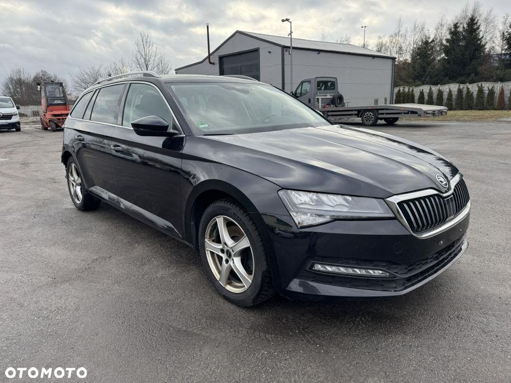 Skoda Superb 2.0 TDI DSG Ambition - 1