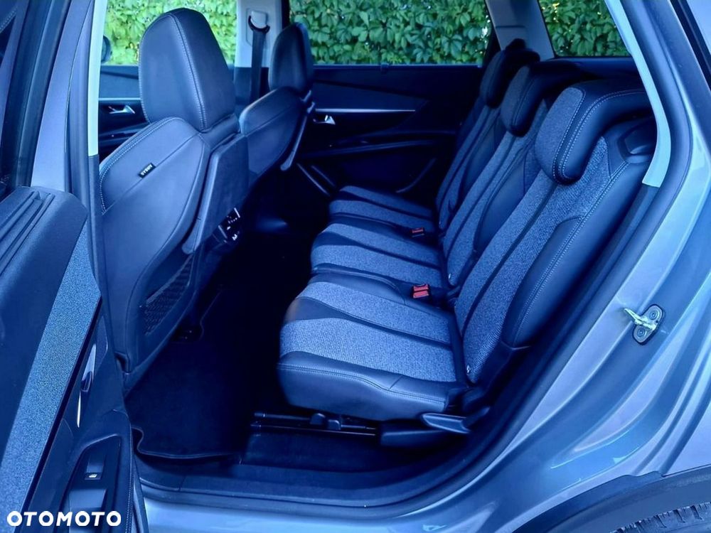 Peugeot 5008 BlueHDi 130 EAT8 Allure - 22