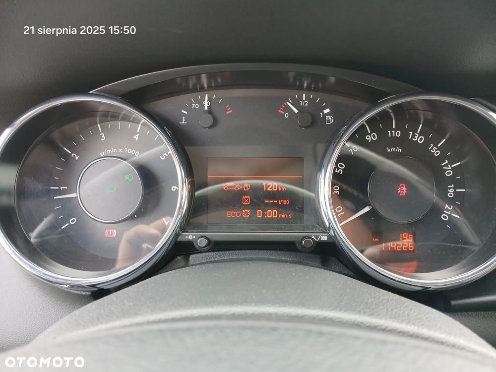 Peugeot 3008 - 12