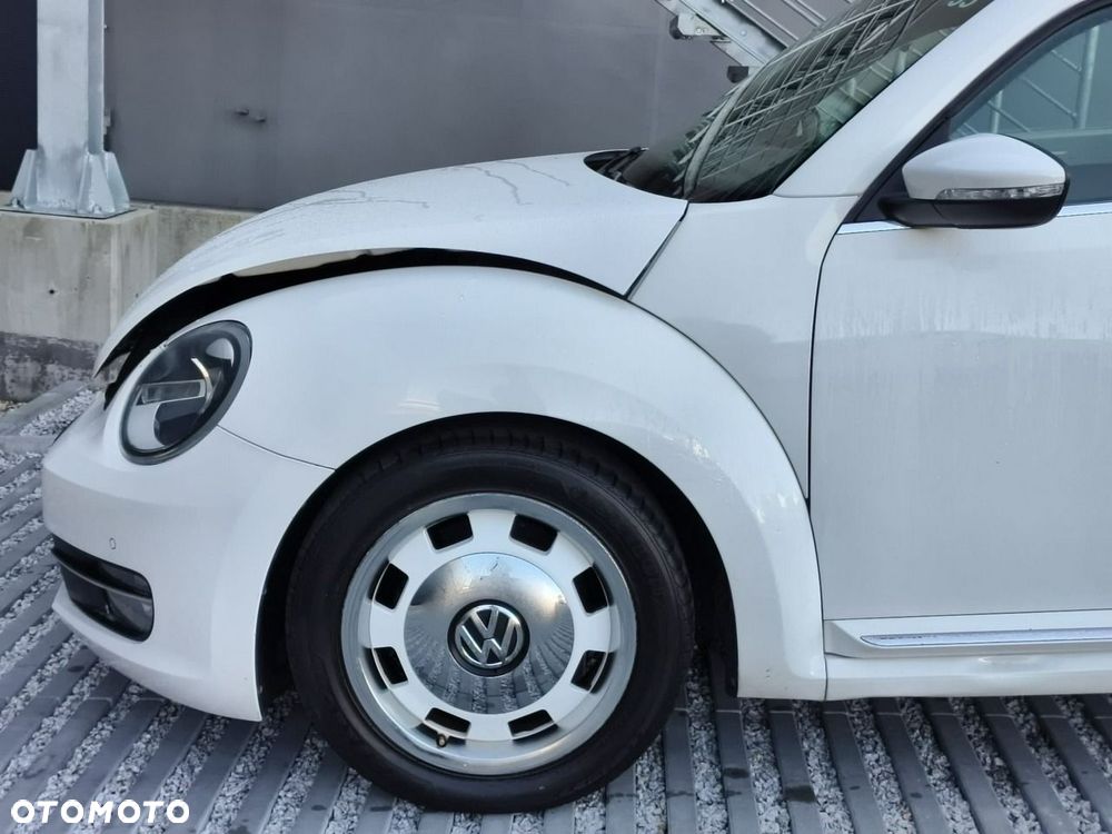 Volkswagen New Beetle - 26