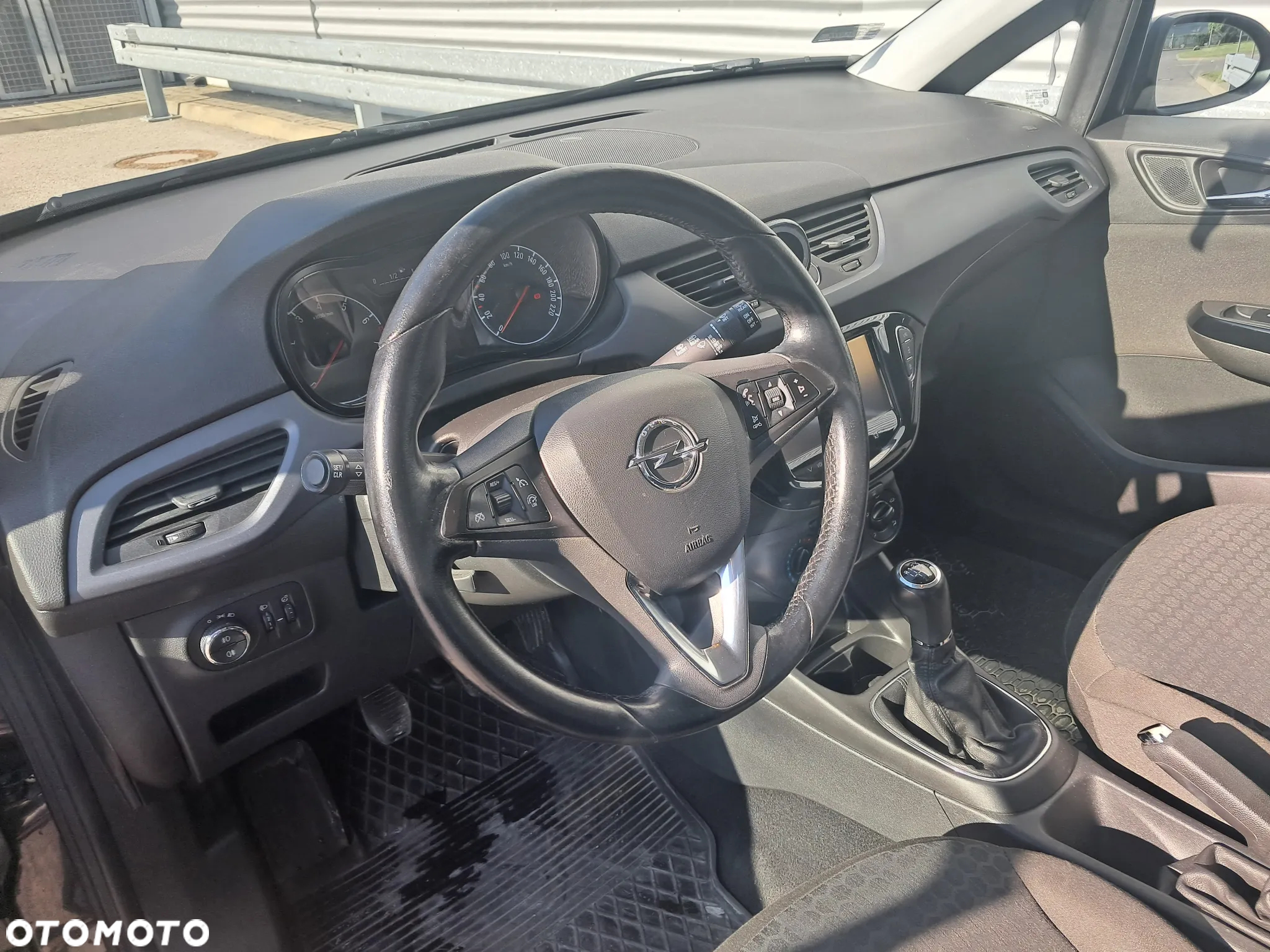 Opel Corsa 1.4 Cosmo - 9