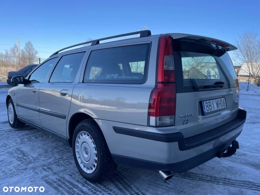 Volvo V70 D5 - 3