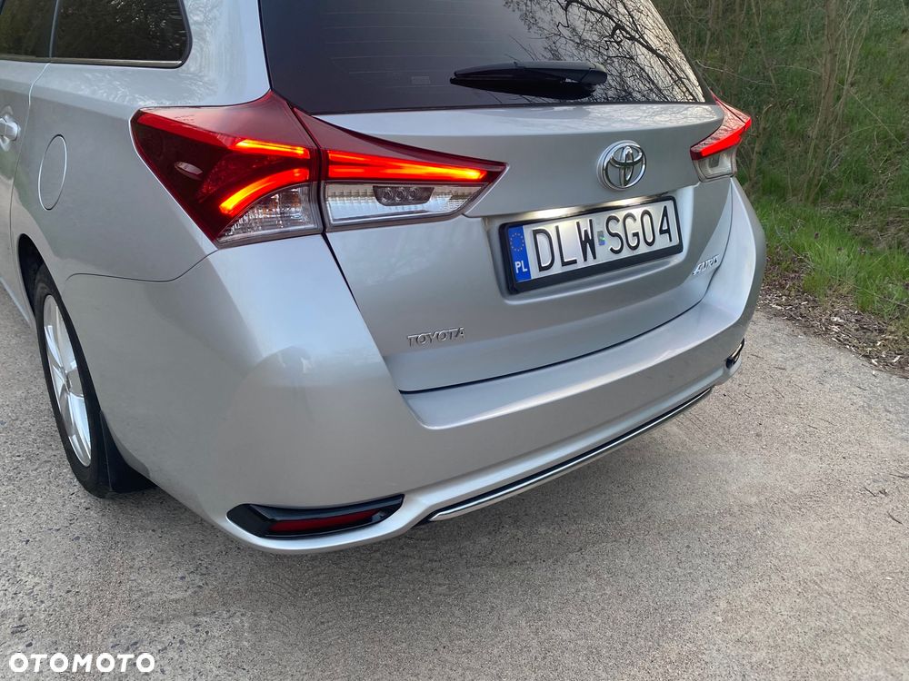 Toyota Auris - 12