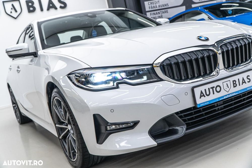 BMW Seria 3 320d Aut. Sport Line - 28