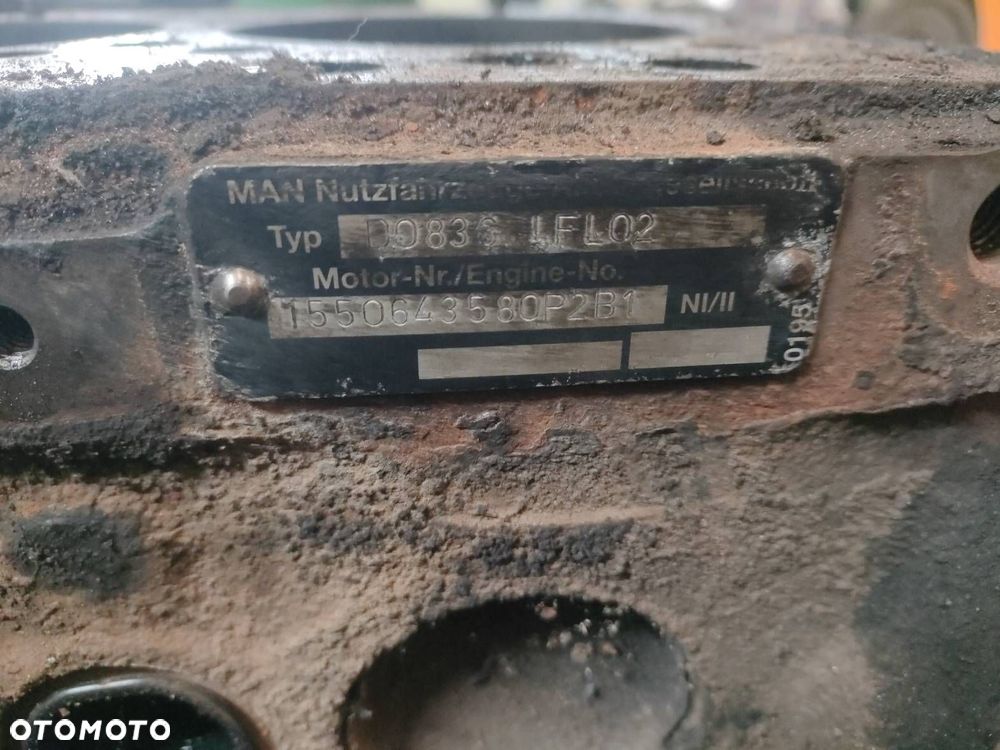 POMPA OLEJU MAN L2000 LE 6.9 D0836 - 2