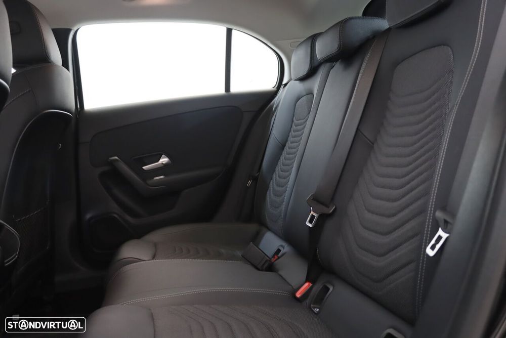 Mercedes-Benz A 200 Standard - 10