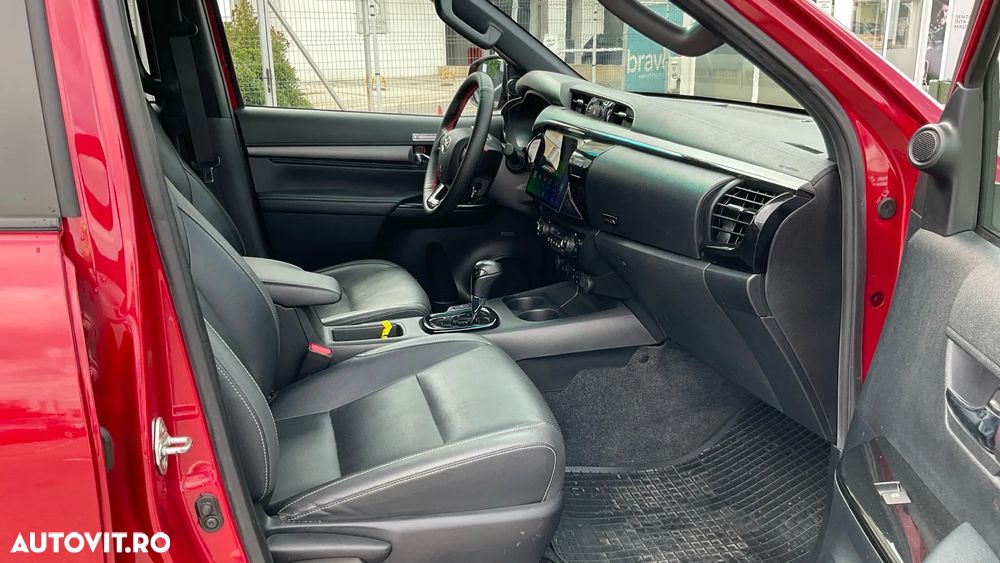 Toyota Hilux 2.8D 204CP 4x4 Double Cab AT Invincible - 22