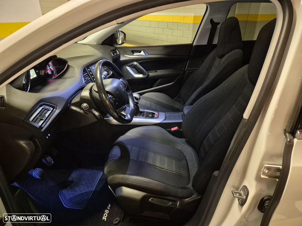 Peugeot 308 SW 1.6 BlueHDi Style - 21