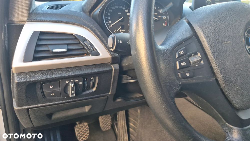 BMW Seria 1 116d DPF - 21