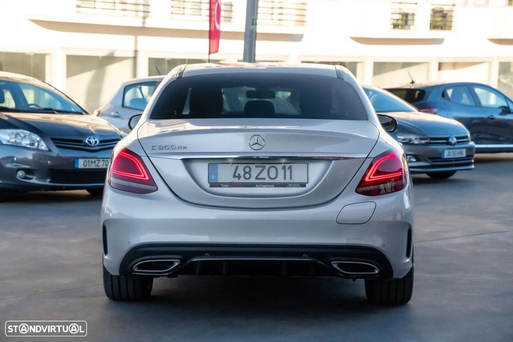 Mercedes-Benz C 300 de AMG Line - 10