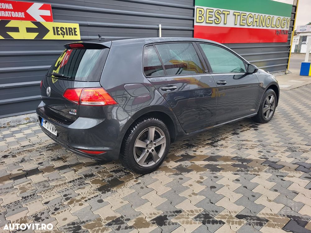 Volkswagen Golf 1.6 TDI 4Motion BMT Comfortline - 6