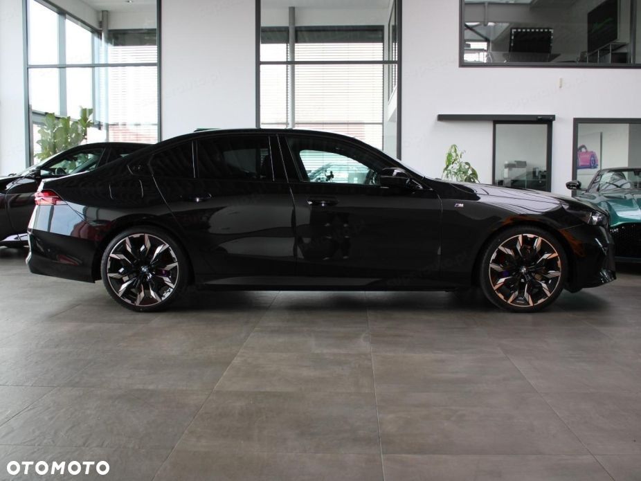 BMW Seria 5 520d xDrive mHEV M Sport - 7