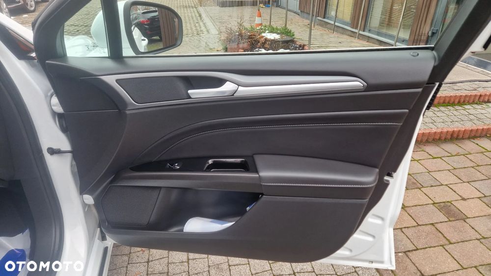 Ford Mondeo 2.0 TDCi Start-Stopp Titanium - 30