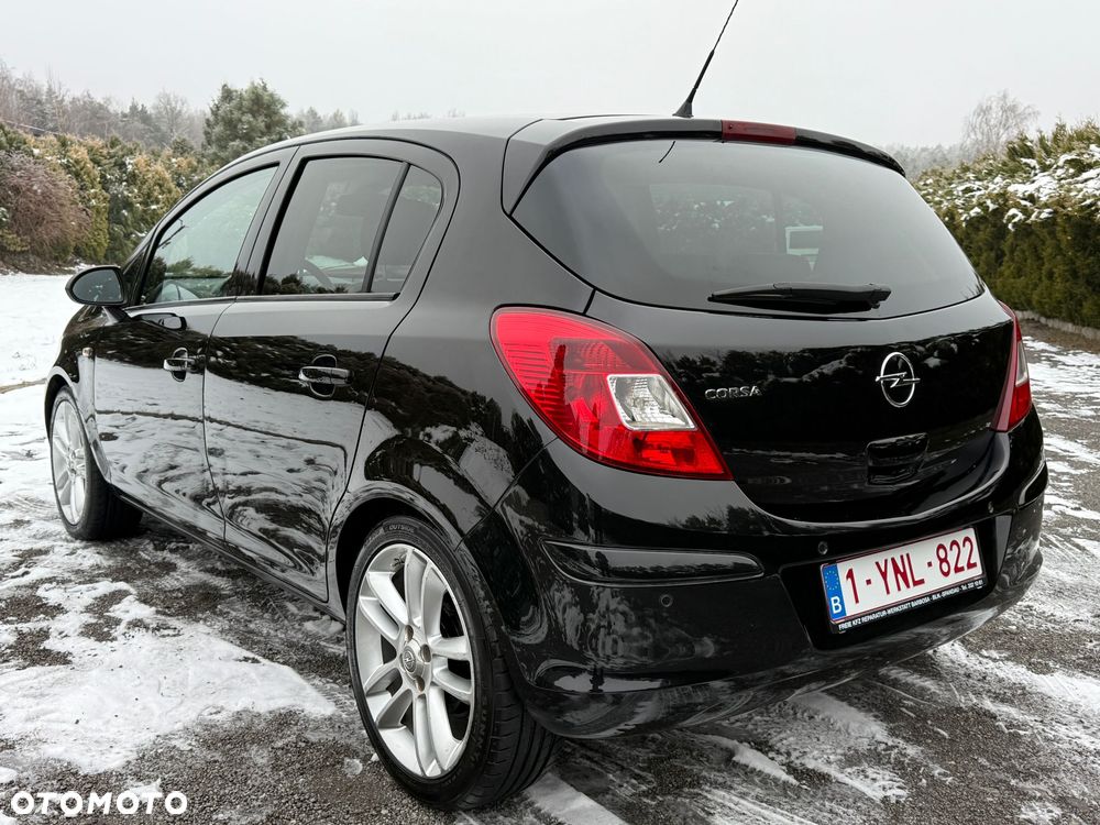 Opel Corsa 1.4 16V Innovation - 3