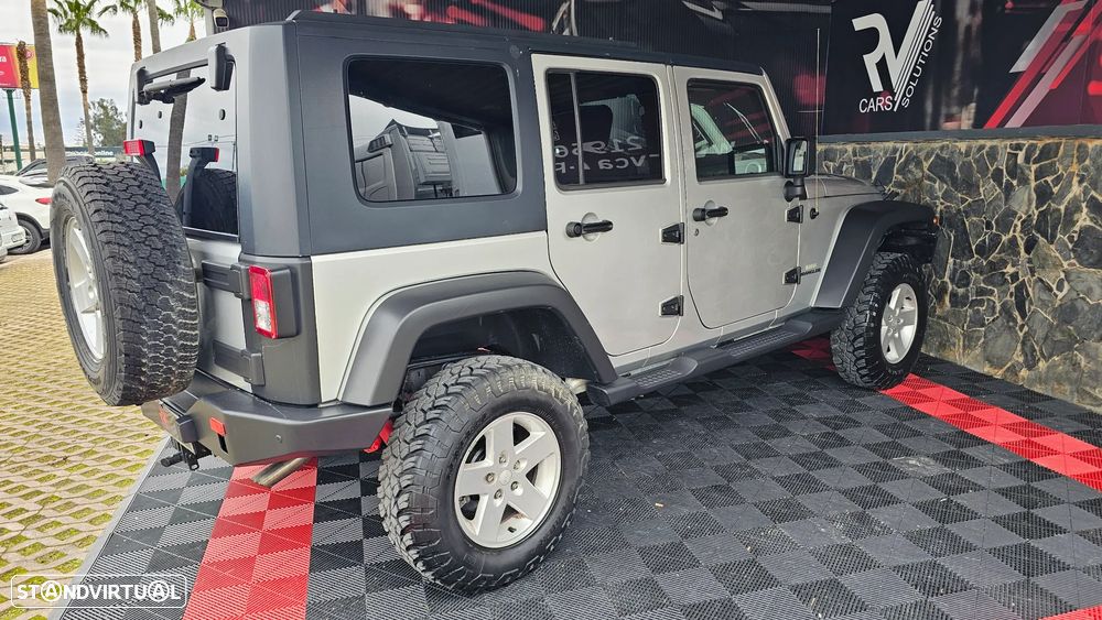 Jeep Wrangler Unlimited 2.8 CRD MTX Sahara Limited - 3
