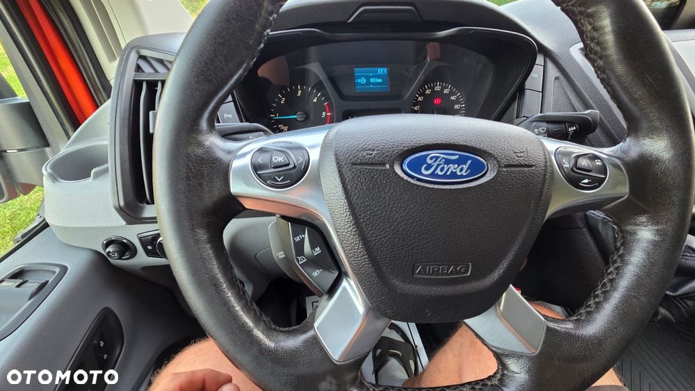 Ford Transit - 12