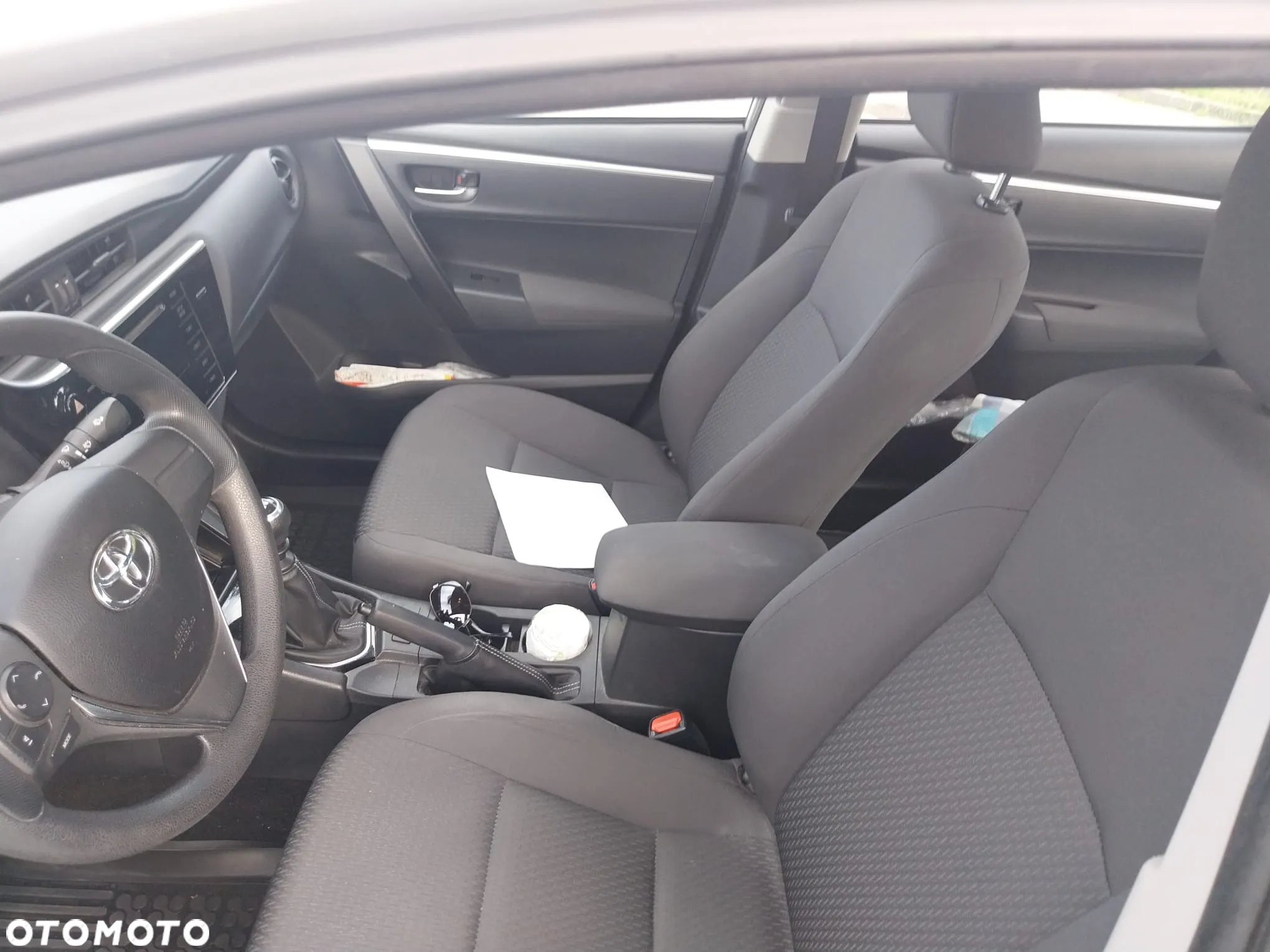 Toyota Corolla 1.6 Active - 8