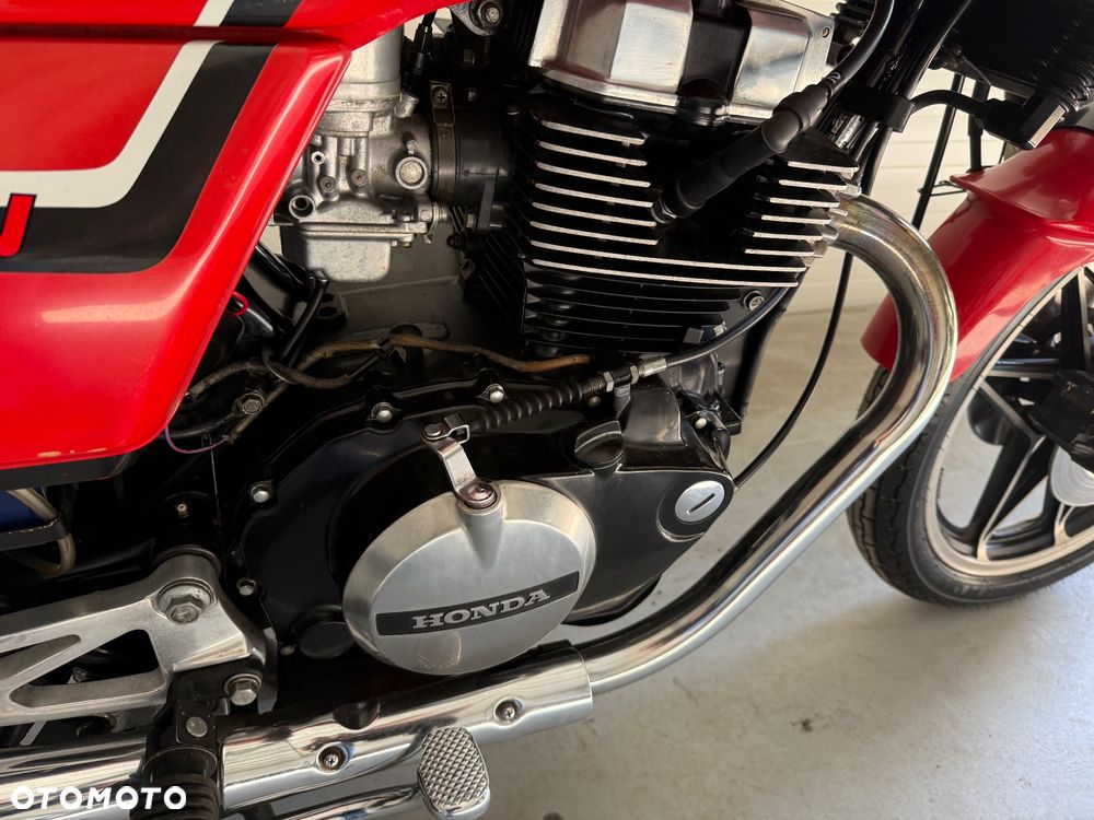 Honda CB - 4