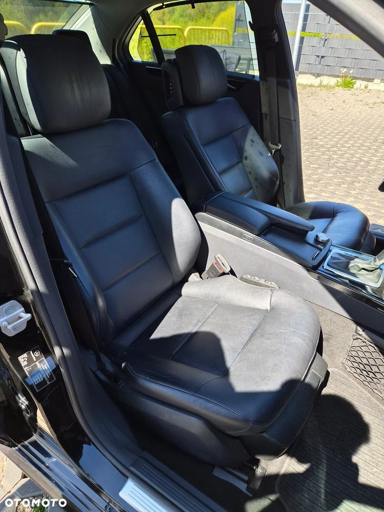Mercedes-Benz Klasa E 250 CDI 4-Matic BlueEff Avantgarde - 30