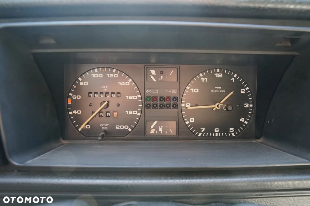 Volkswagen Golf - 15