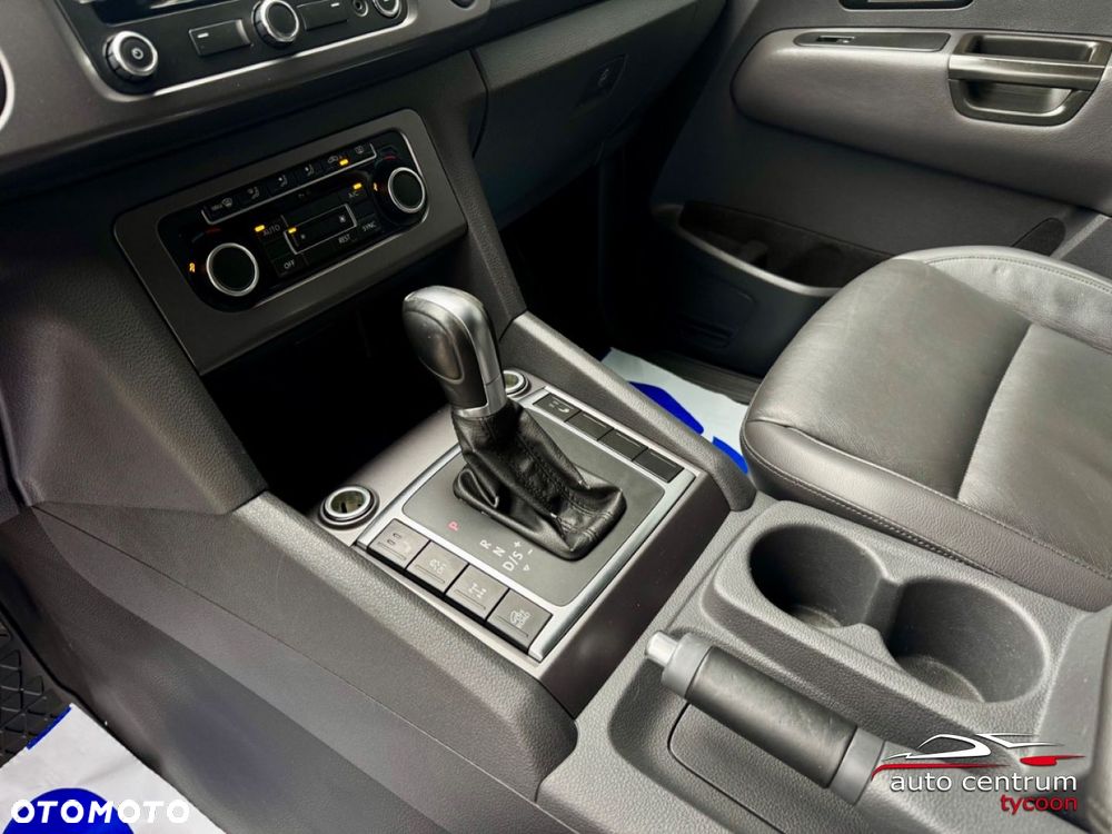 Volkswagen Amarok - 17