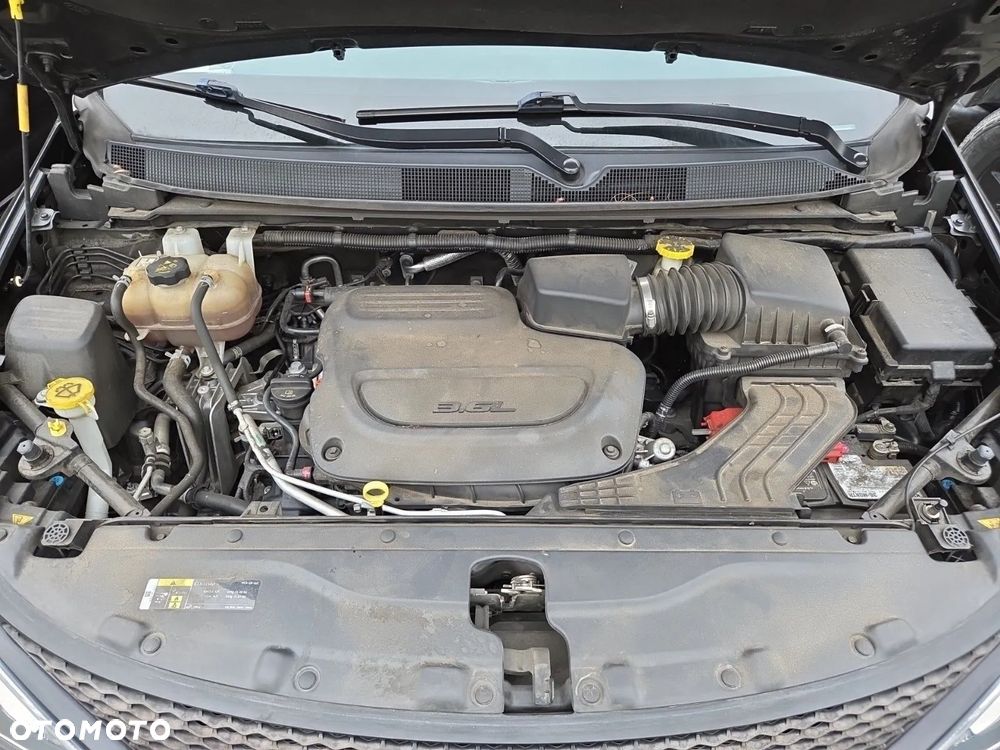 Chrysler Pacifica - 14