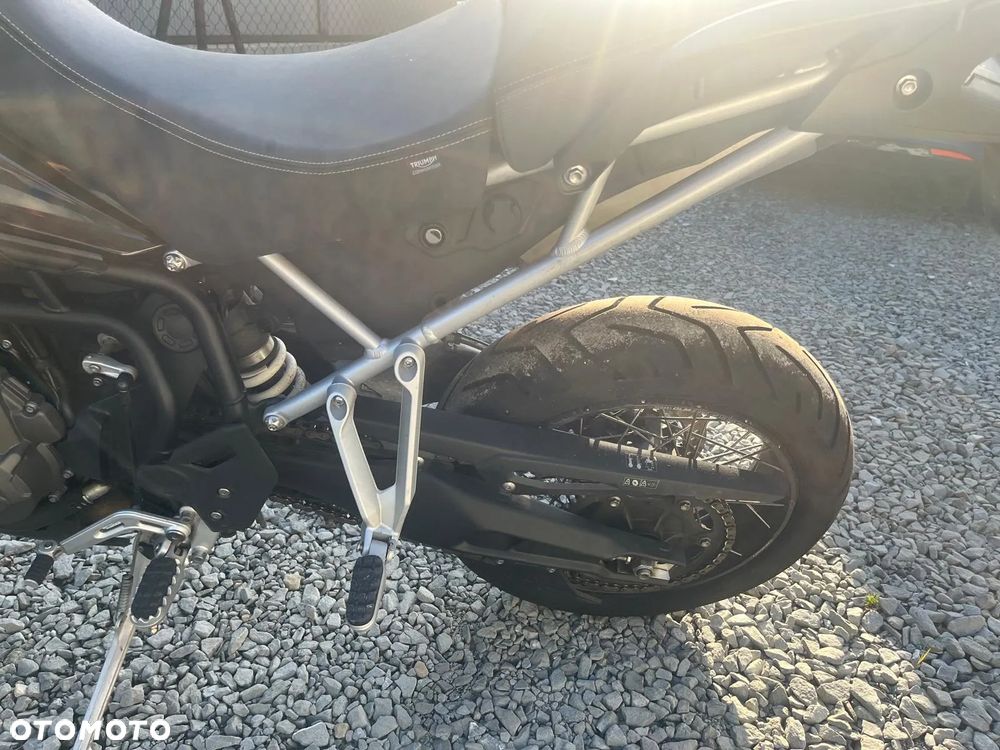 Triumph Tiger - 11