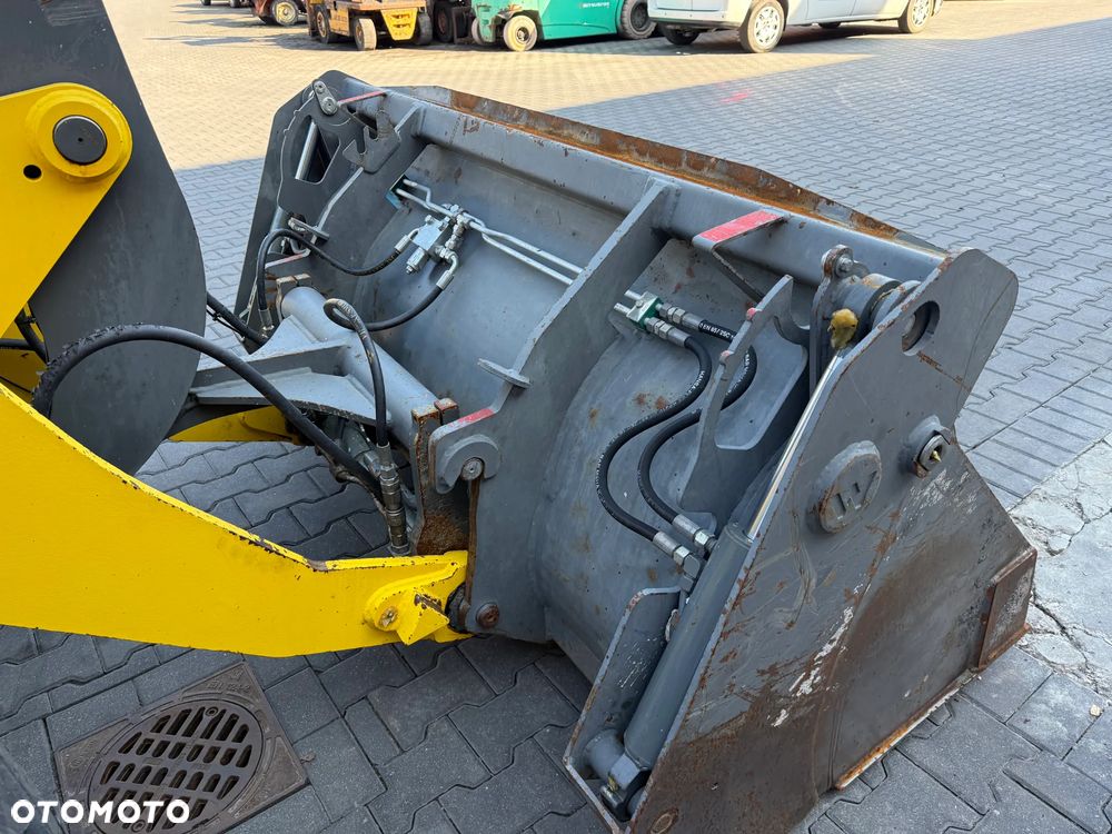 Wacker Neuson WL44 - 12