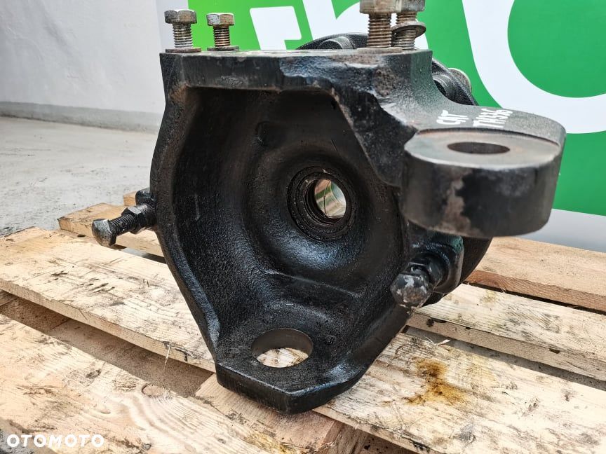 CAT TH 336 {Zwrotnica 12898 Carraro} - 2