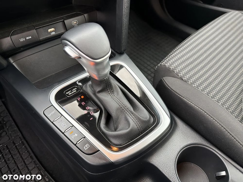 Kia Ceed 1.5 T-GDI M DCT - 16