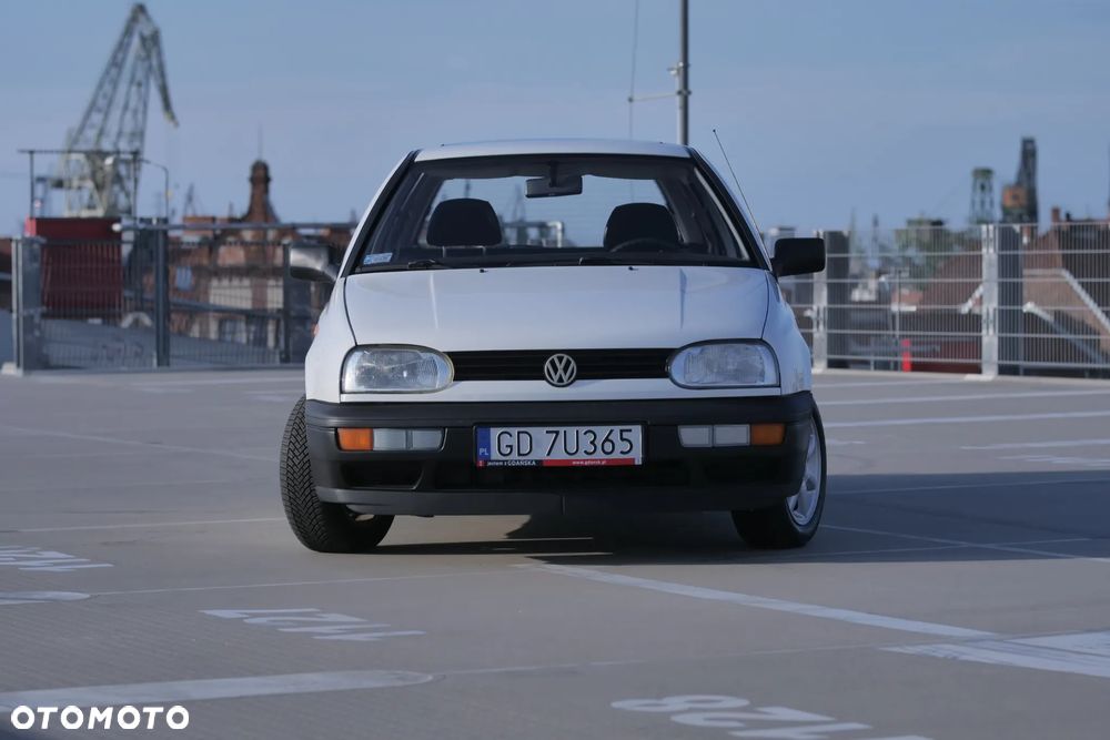 Volkswagen Golf 1.4 CL - 2