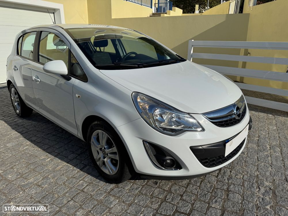 Opel Corsa 1.2 Cosmo - 2