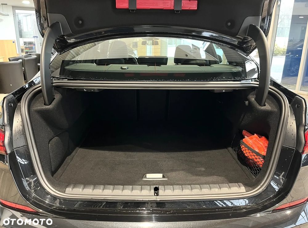 BMW Seria 2 220d M Sport - 30