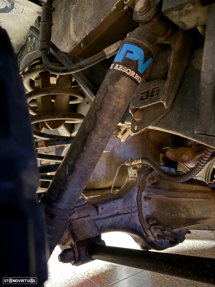 Land Rover Defender 90 2.5 TD5 Metal Top - 9