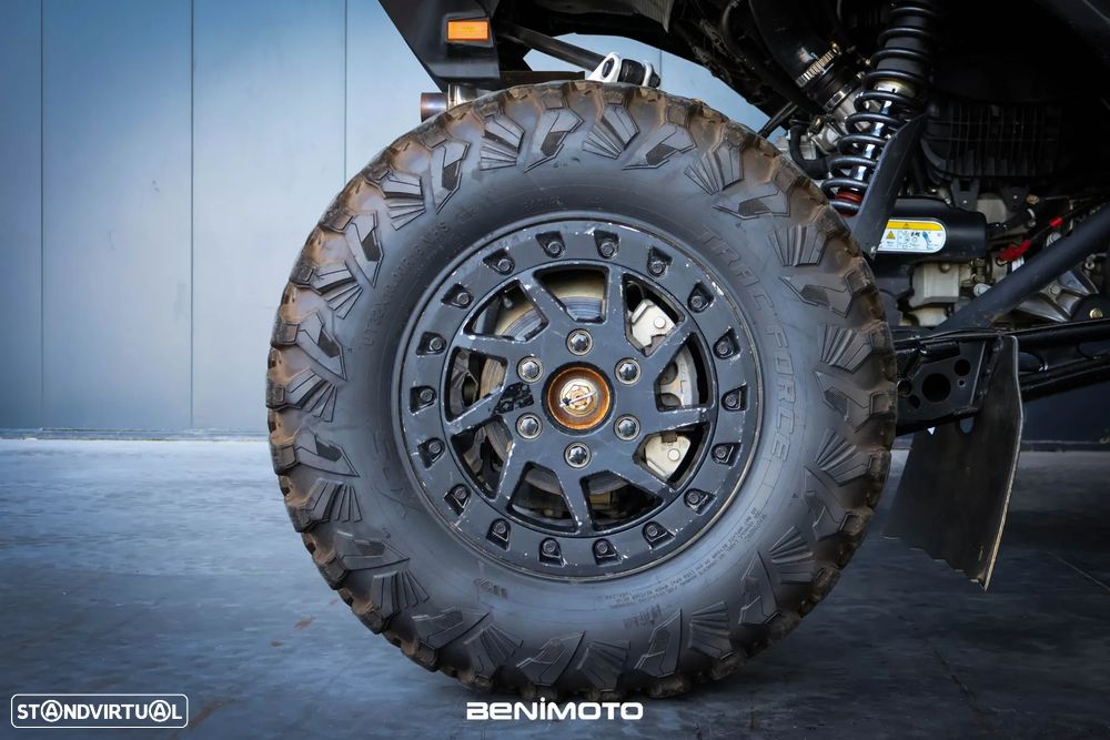 Can-Am Maverick R - 18