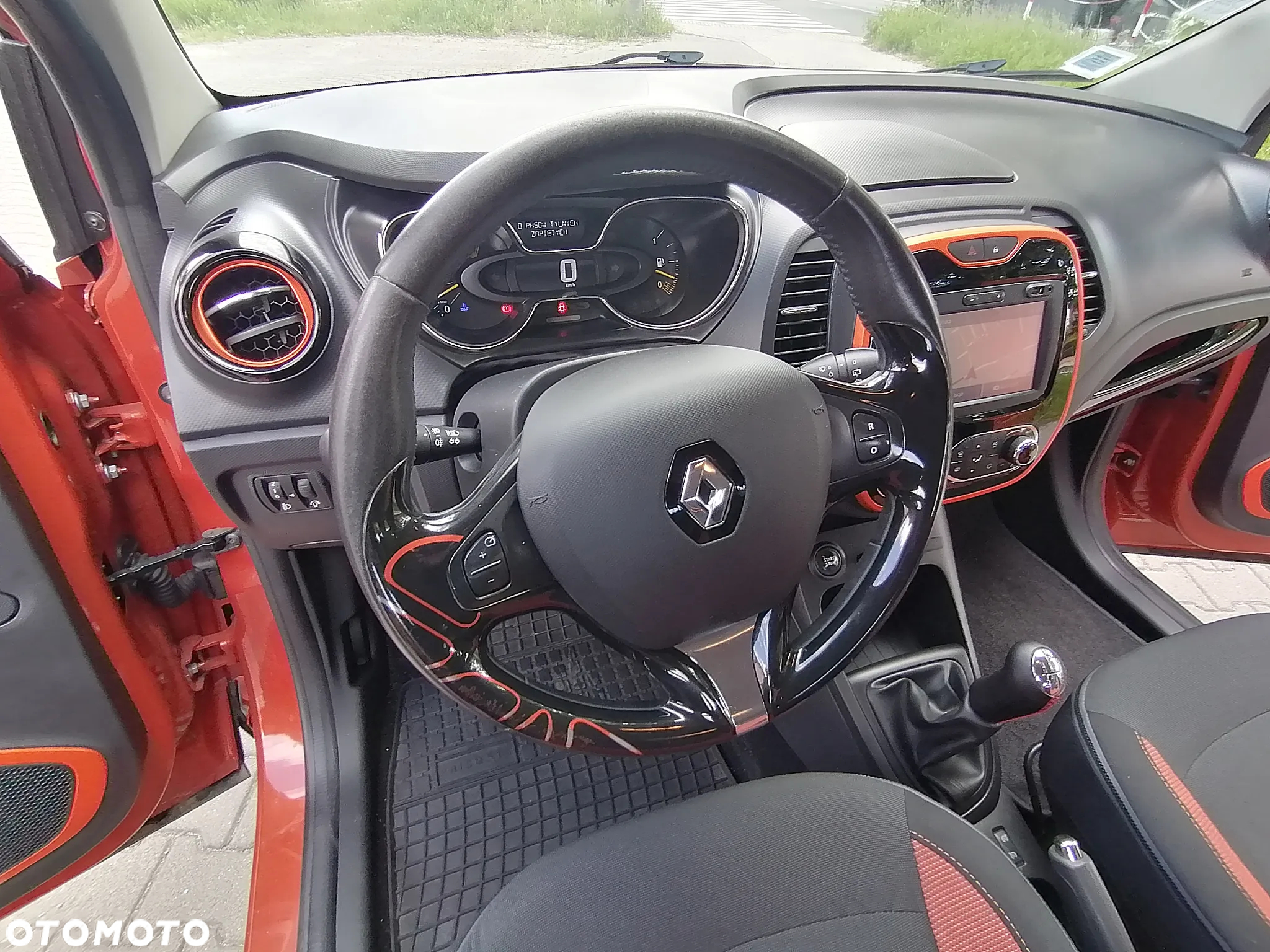 Renault Captur (ENERGY) TCe 90 INTENS - 28