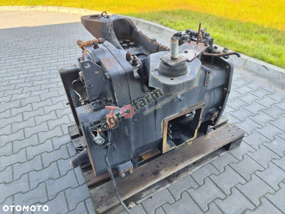 Skrzynia biegów Case Magnum MX 240, 255, 270, 275 - 1