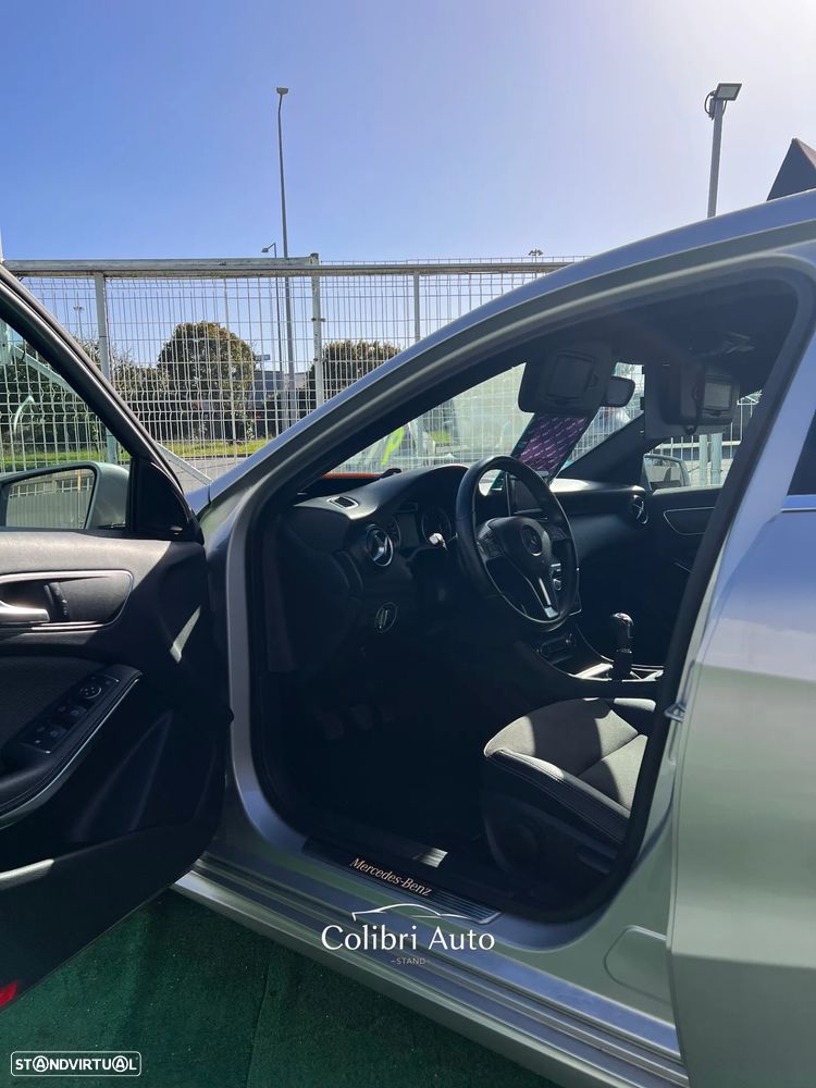 Mercedes-Benz A 180 CDI (BlueEFFICIENCY) - 4