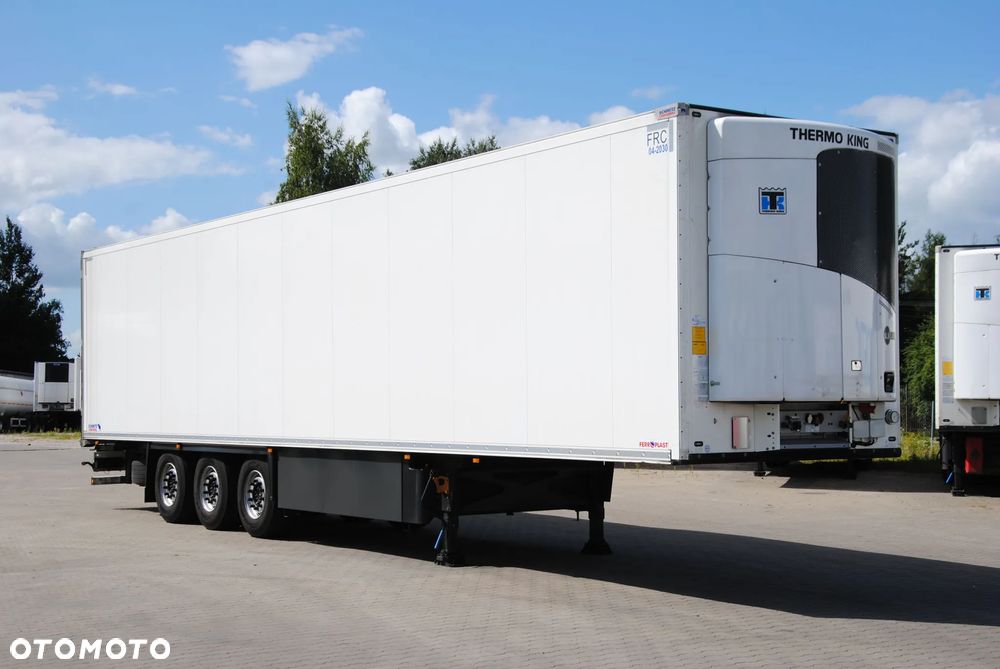 Schmitz Cargobull Doppelstock, Thermo King
