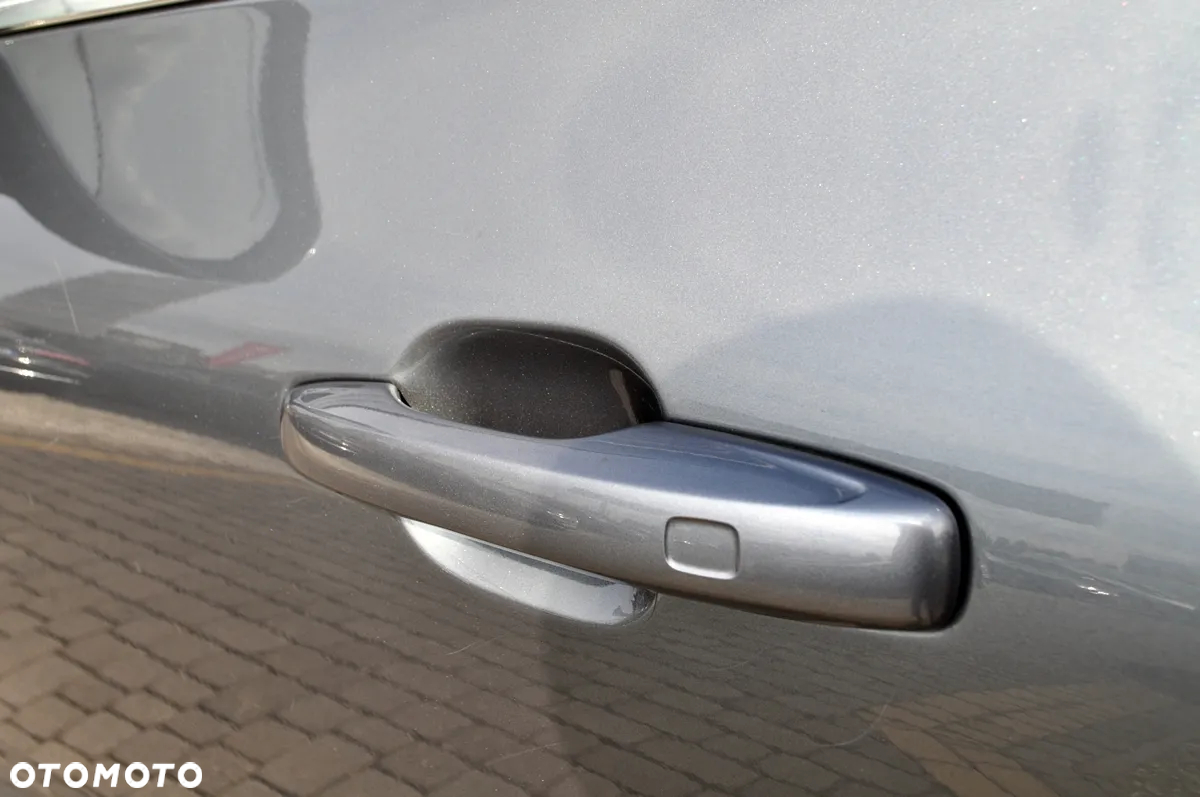 Volvo XC 60 D5 SCR AWD Inscription - 13