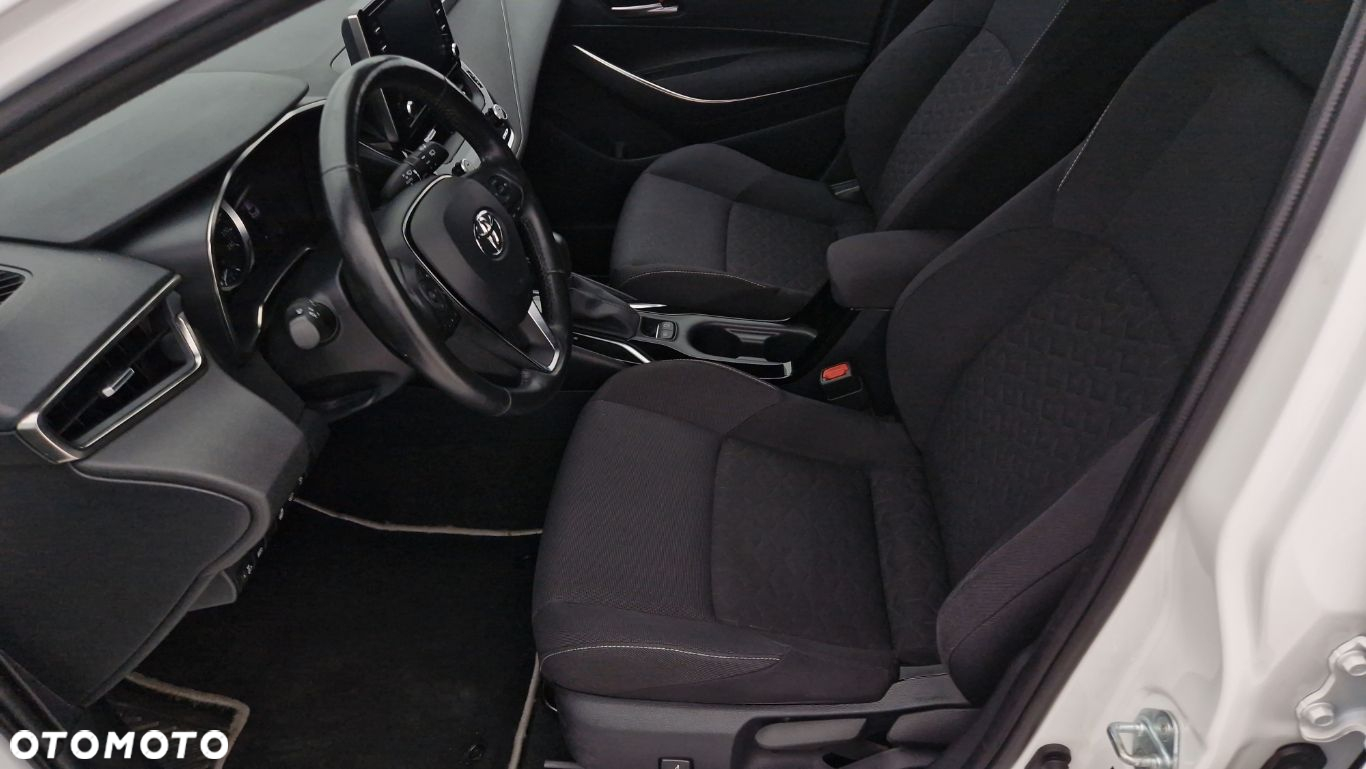 Toyota Corolla - 15