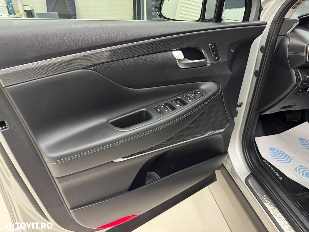Hyundai Santa Fe 1.6 l 265 CP 4WD 6AT Luxury - 14