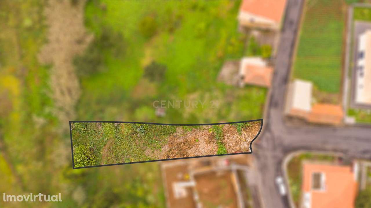 Terreno com 600m2 à Venda em Santa Cruz com Vista Mar e Montanha - Grande imagem: 5/18