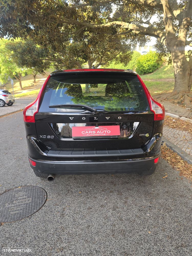 Volvo XC 60 2.0 D3 Drive Momentum Start/Stop - 9