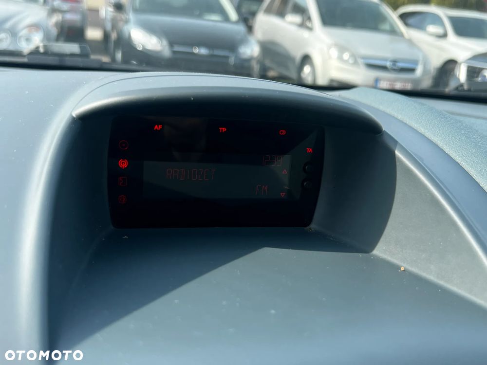 Ford Fiesta 1.25 Ambiente - 18