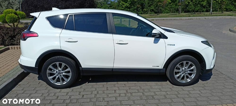 Toyota RAV4 - 4