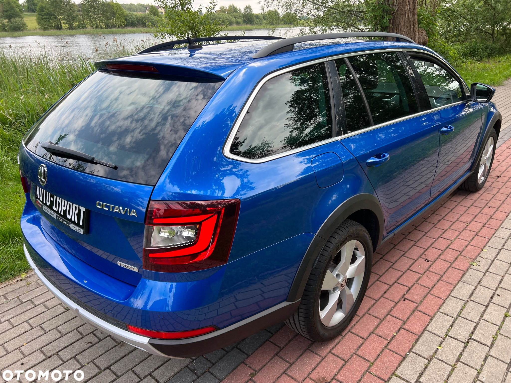 Skoda Octavia Scout 2.0 TDI 4x4 DSG - 23