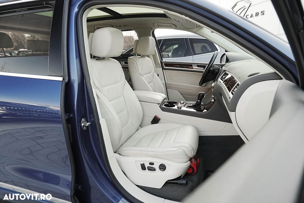 Volkswagen Touareg 3.0 V6 TDI SCR Blue Motion DPF Automatik - 11